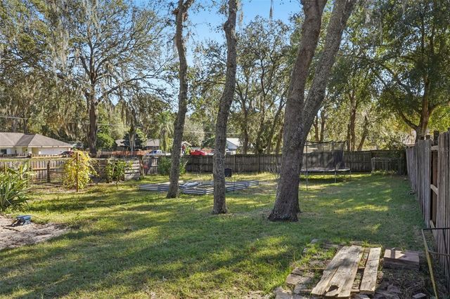 4542 LEMON STREET, Lady Lake, FL 32159