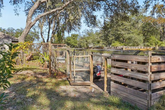 4542 LEMON STREET, Lady Lake, FL 32159