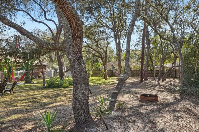 4542 LEMON STREET, Lady Lake, FL 32159