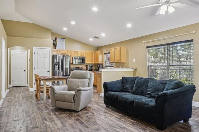 4542 LEMON STREET, Lady Lake, FL 32159