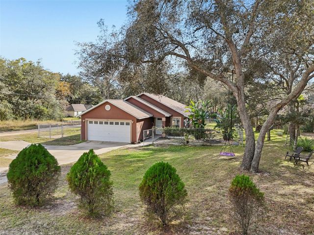 4542 LEMON STREET, Lady Lake, FL 32159