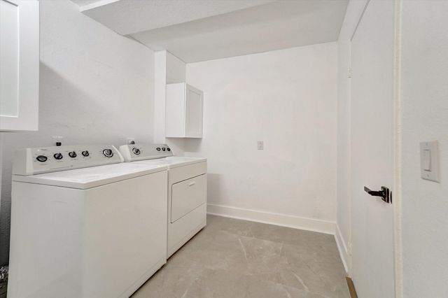 6181 Balboa Circle 303, Boca Raton, FL 33433
