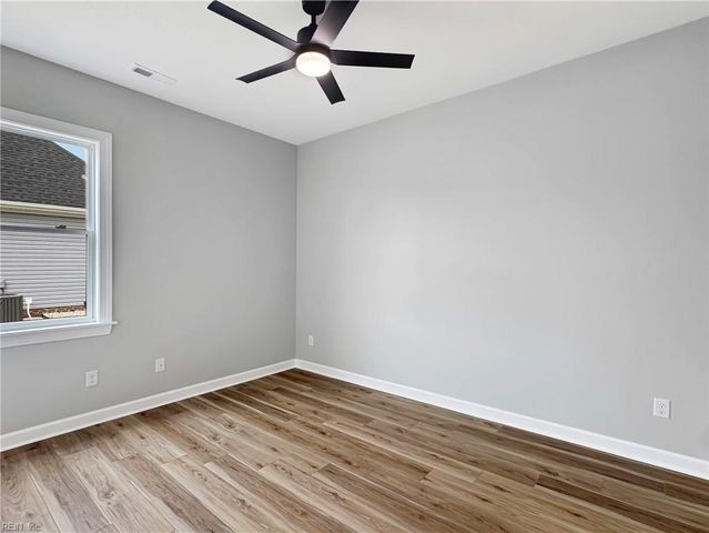 108 Yawl ST, Elizabeth City, NC 27909