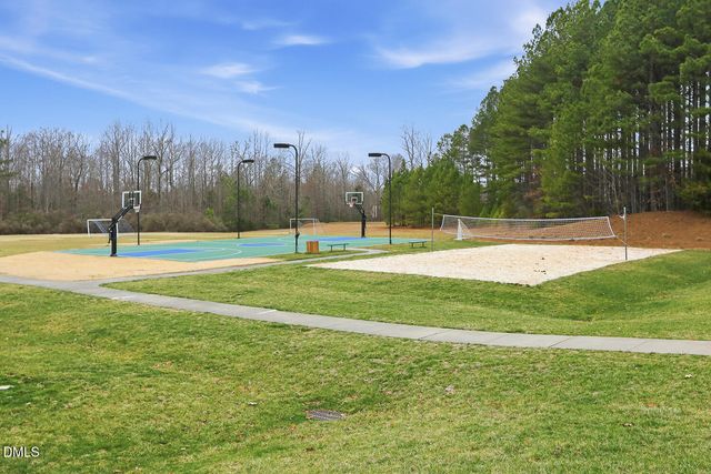 800 Golfers View, Pittsboro, NC 27312