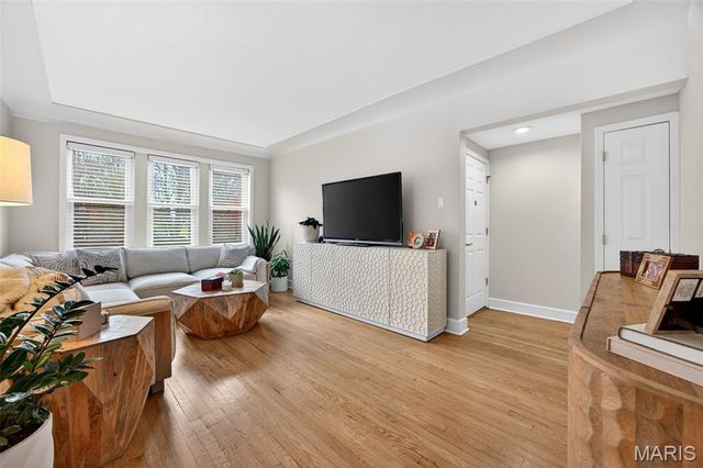 7745 Kingsbury Boulevard 22, St Louis, MO 63105
