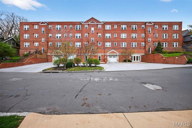 7745 Kingsbury Boulevard 22, St Louis, MO 63105