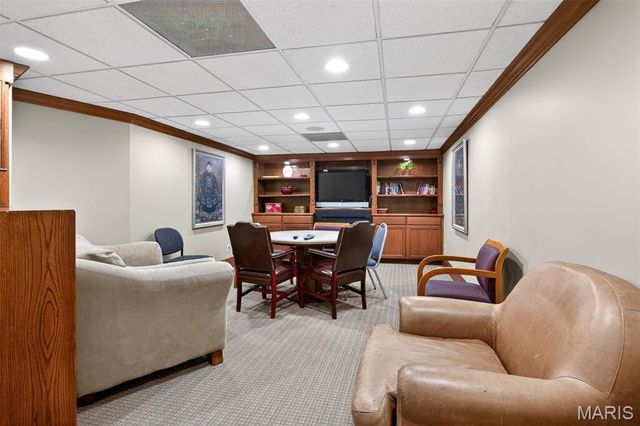 7745 Kingsbury Boulevard 22, St Louis, MO 63105