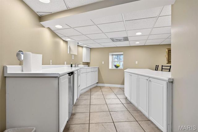 7745 Kingsbury Boulevard 22, St Louis, MO 63105