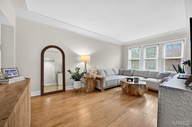 7745 Kingsbury Boulevard 22, St Louis, MO 63105