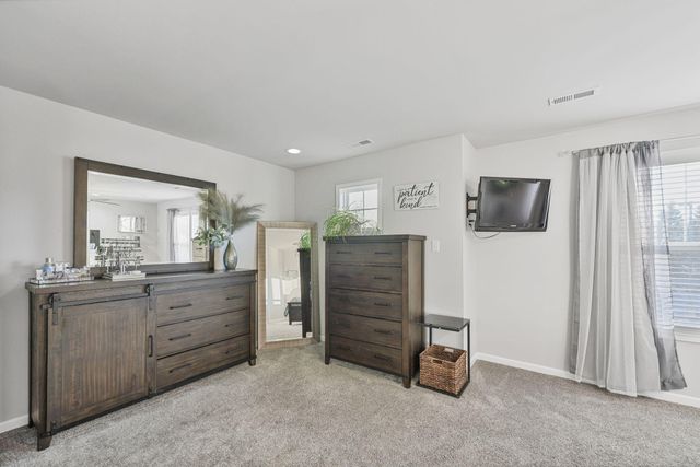 1201 Tower Lane, Chesterton, IN 46304