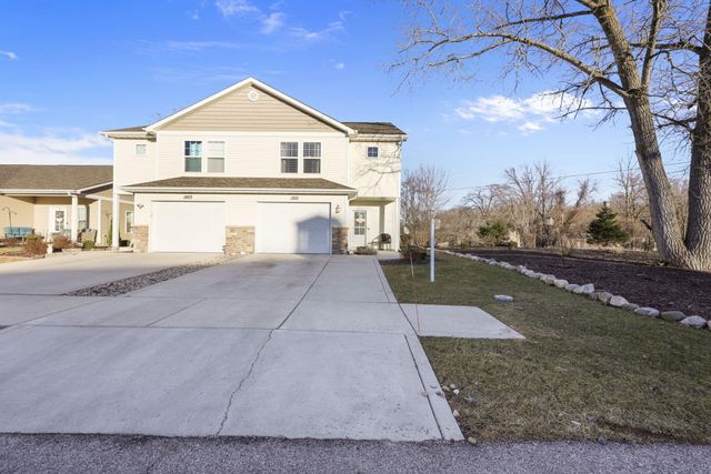 1201 Tower Lane, Chesterton, IN 46304