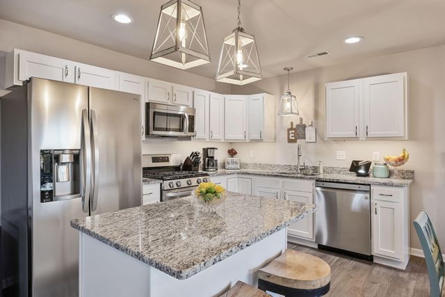 1201 Tower Lane, Chesterton, IN 46304