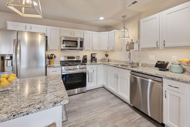 1201 Tower Lane, Chesterton, IN 46304