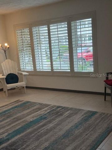 2020 WORLD PARKWAY BOULEVARD 10, Clearwater, FL 33763