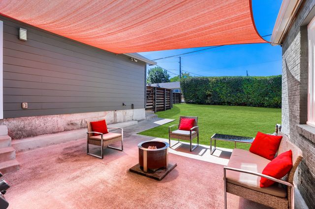 514 S Westmoreland Road, Dallas, TX 75211
