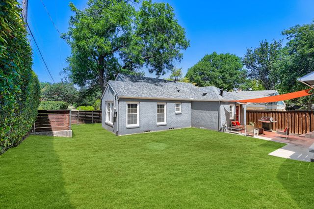 514 S Westmoreland Road, Dallas, TX 75211