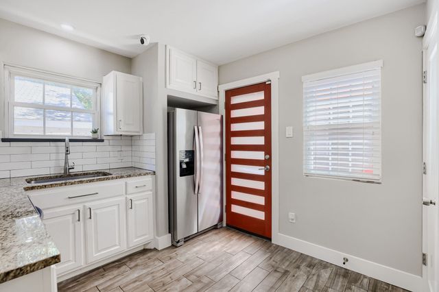 514 S Westmoreland Road, Dallas, TX 75211