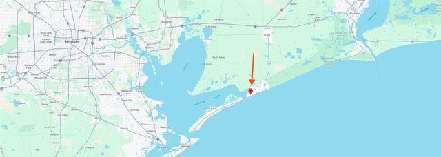 1215 4th Street, Gilchrist, TX 77617