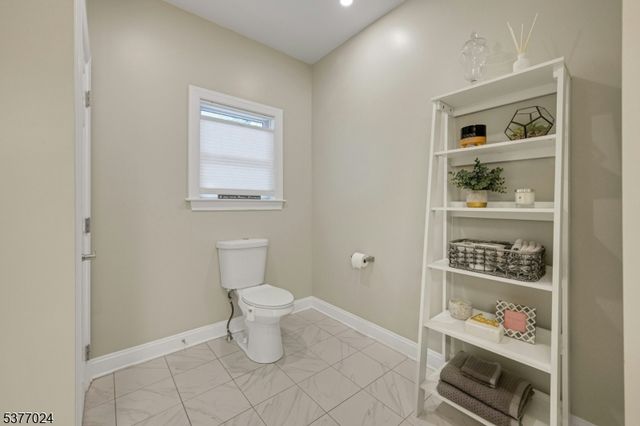 24 Elm St 2B, Montclair Twp., NJ 07042