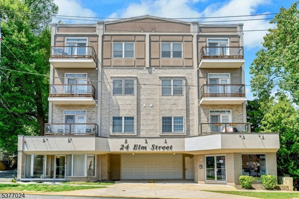 24 Elm St 2B, Montclair Twp., NJ 07042