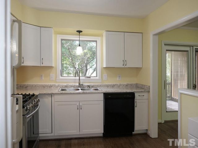 1515 E Franklin Street 31, Chapel Hill, NC 27514
