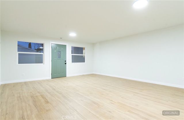 1100 E Tichenor Street, Compton, CA 90221