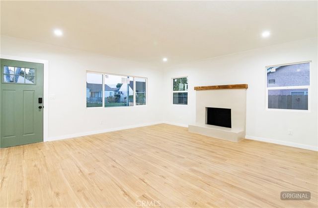 1100 E Tichenor Street, Compton, CA 90221