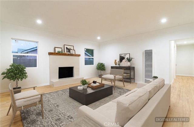 1100 E Tichenor Street, Compton, CA 90221