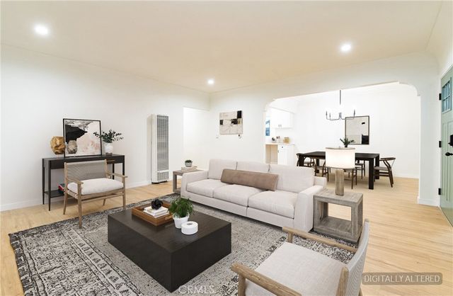 1100 E Tichenor Street, Compton, CA 90221