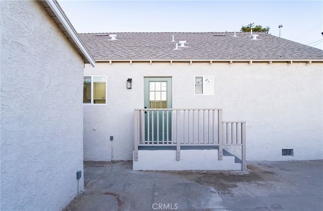 1100 E Tichenor Street, Compton, CA 90221