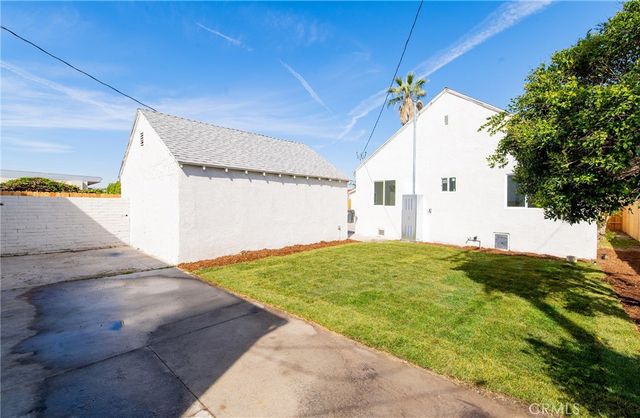 1100 E Tichenor Street, Compton, CA 90221