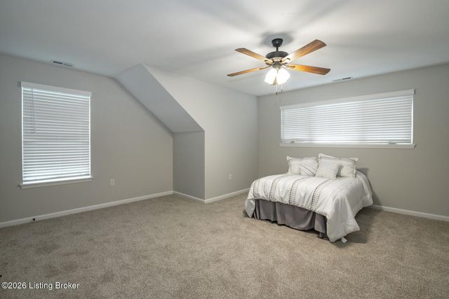 1576 Stringer Ln, Mt Washington, KY 40047