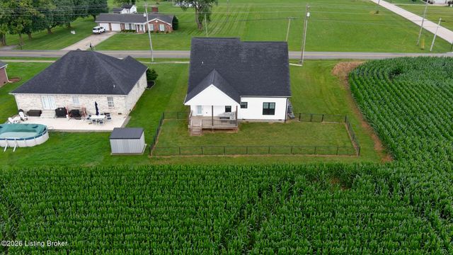 1576 Stringer Ln, Mt Washington, KY 40047