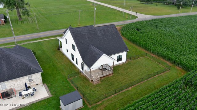 1576 Stringer Ln, Mt Washington, KY 40047