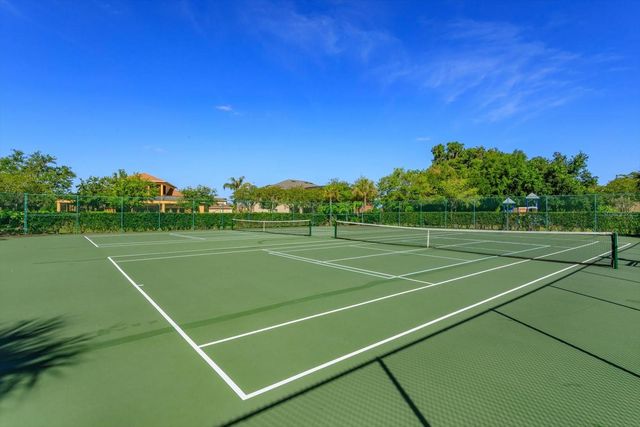 15058 SAWGRASS BLUFF DRIVE, Winter Garden, FL 34787