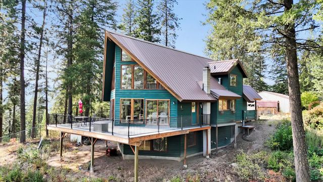 17820 N Forest Ln, Newman Lake, WA 99025 property photo