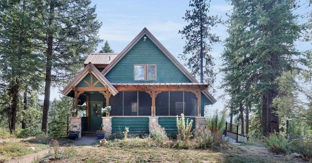 17820 N Forest Ln, Newman Lake, WA 99025