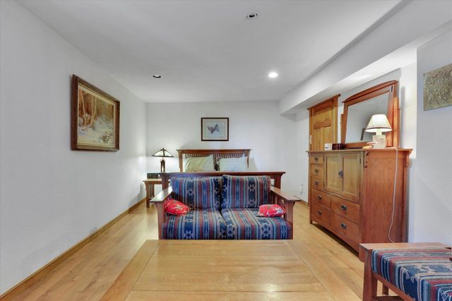 17820 N Forest Ln, Newman Lake, WA 99025