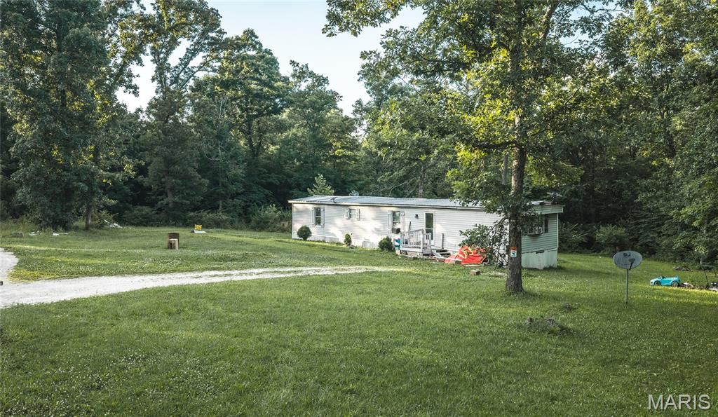 23024 Abrolat Road, Wright City, MO 63390