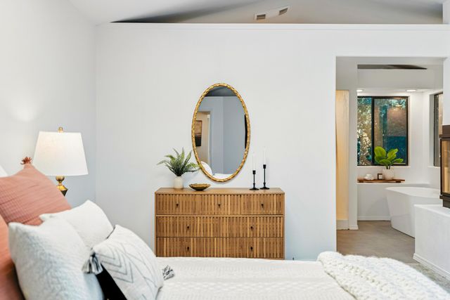 3357 Oakwood Place, Redding, CA 96001