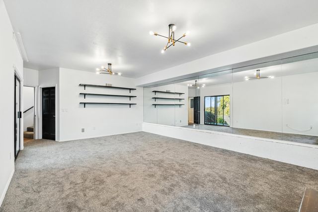 3357 Oakwood Place, Redding, CA 96001