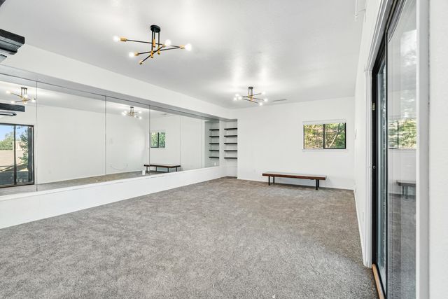 3357 Oakwood Place, Redding, CA 96001