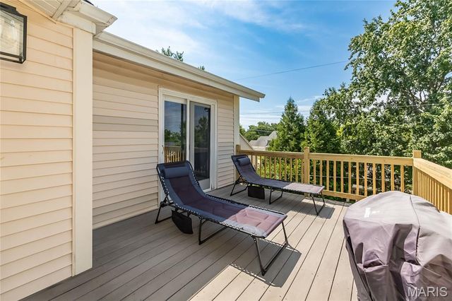 12112 Greenwalk Drive, St Louis, MO 63146