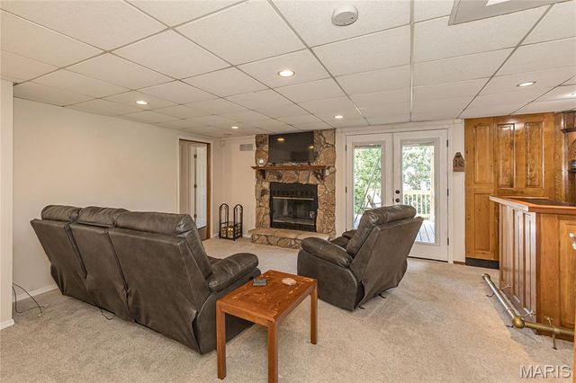 12112 Greenwalk Drive, St Louis, MO 63146