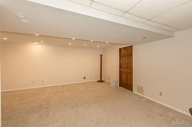 12112 Greenwalk Drive, St Louis, MO 63146