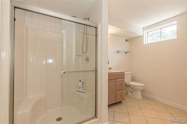 12112 Greenwalk Drive, St Louis, MO 63146