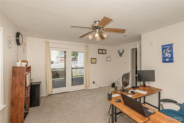 12112 Greenwalk Drive, St Louis, MO 63146