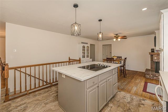 12112 Greenwalk Drive, St Louis, MO 63146