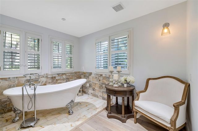 8000 Los Pinos Boulevard, Coral Gables, FL 33143