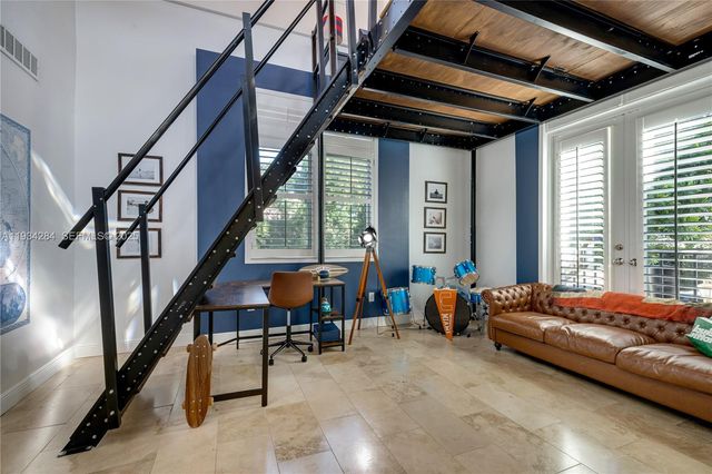 8000 Los Pinos Boulevard, Coral Gables, FL 33143